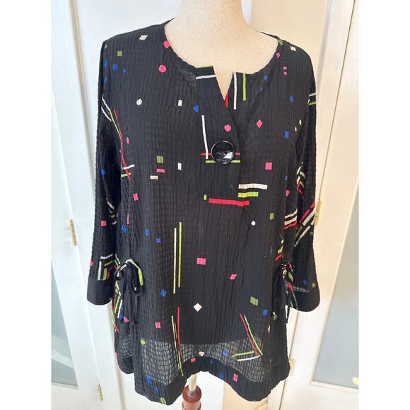 Ali Miles Black Multicolor Geometric Popover Crinkle Blouse Top size 1X - Picture 2 of 12